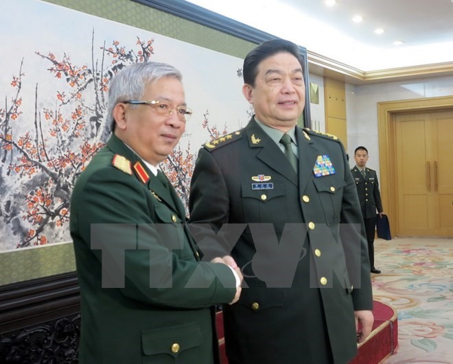 Vietnam, China beef up defence ties - ảnh 1